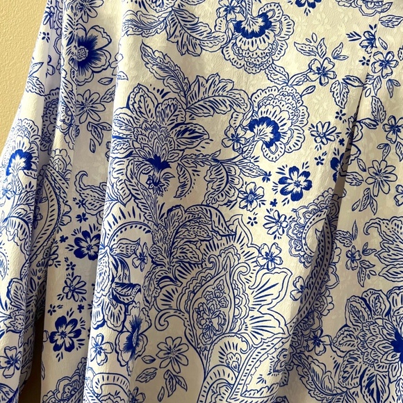 NWT Floral Paisley Print Button-Up Tunic by Laura Size 6 - Picture 6 of 8